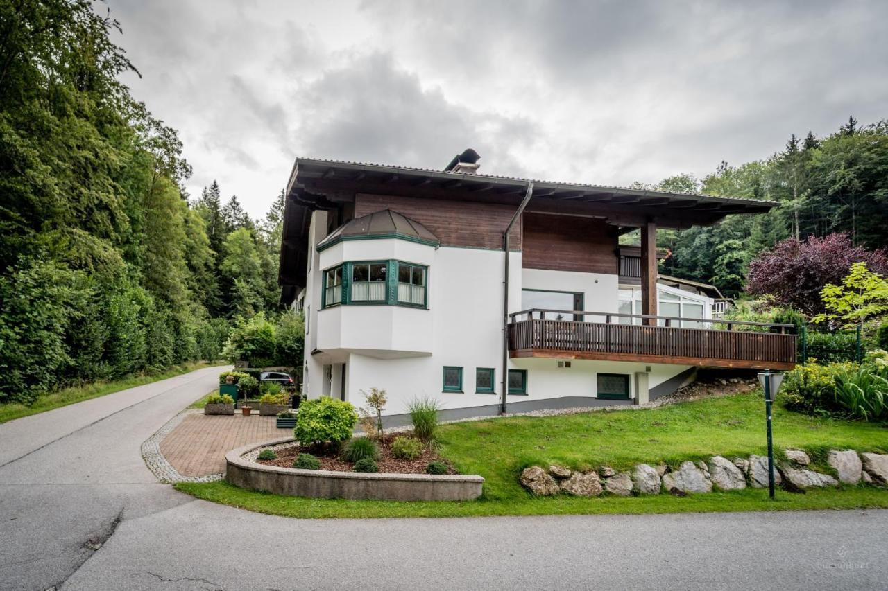 Apartamento Haus Marianne Hof bei Salzburg Exterior foto